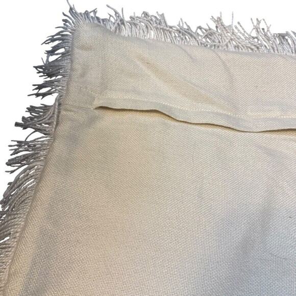 Crate and Barrell Cream Woven 20" Square Throw Pillow Cover Tightweave Crochet - Picture 4 of 9